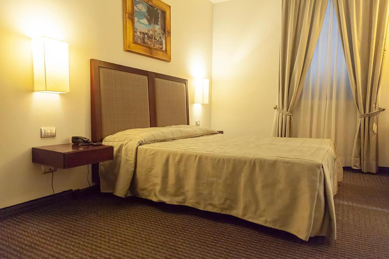 Hotel Dei Gonzaga Reggiolo Dış mekan fotoğraf